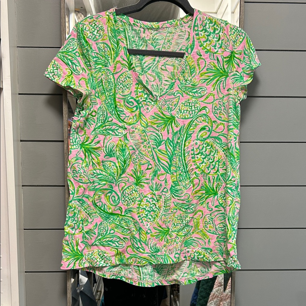 Lilly Pulitzer tee